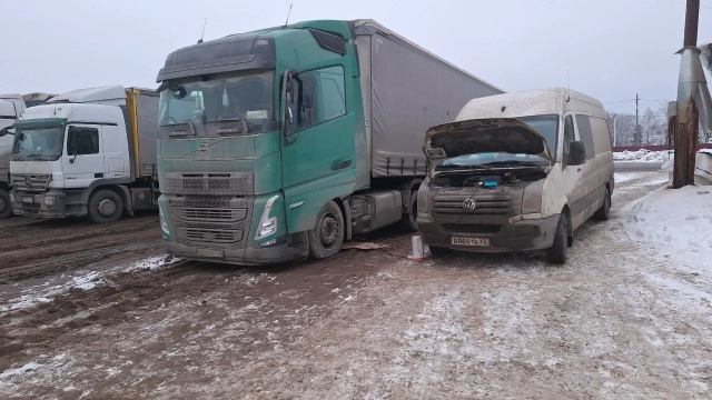 Не снимается с ручника Не снимается с ручника грузовой автомобиль
